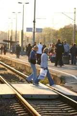 Cztery osoby zginęły od początku roku pod kołami pociągów