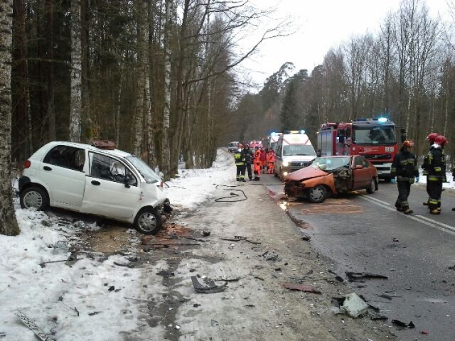 Tragiczny wypadek pod Olsztynem. Zginęły dwie osoby