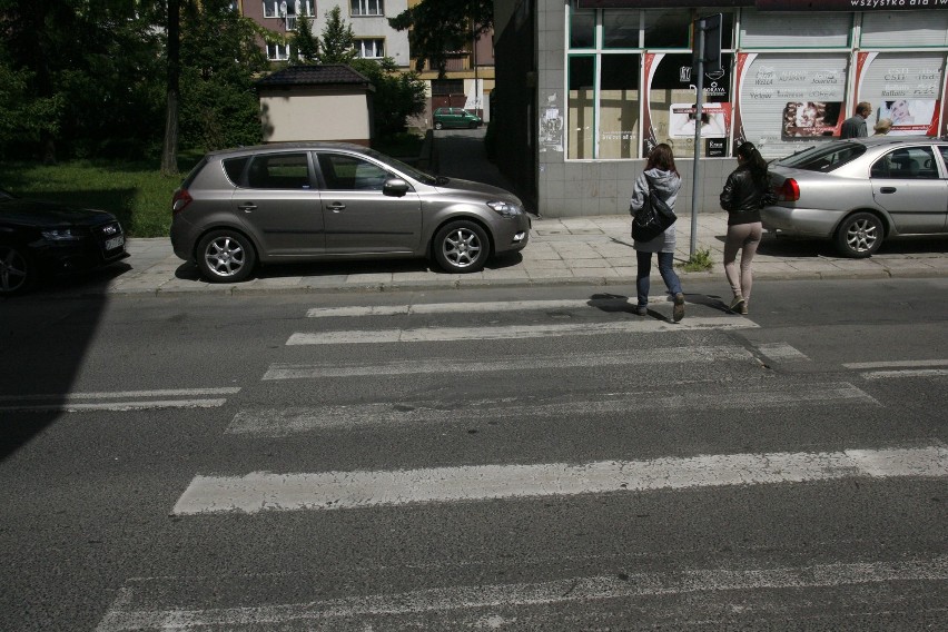 Mistrz parkowania, czyli pokaż nam jak parkuje Twój sąsiad (ZDJĘCIA)