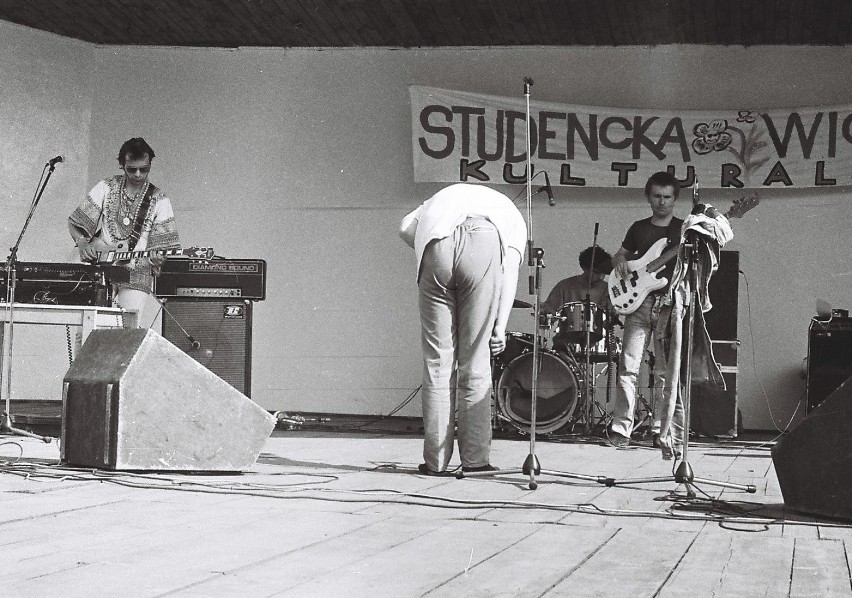Kult w Piotrkowie - Juwenalia 1988. Pierwszy koncert. Kazik...