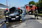 Nowy Sącz. Samochód zapalił się podczas jazdy [ZDJĘCIA, WIDEO]