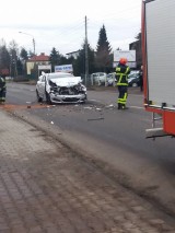 Wypadek na Pszowskiej. Jeden z kierowców został ranny