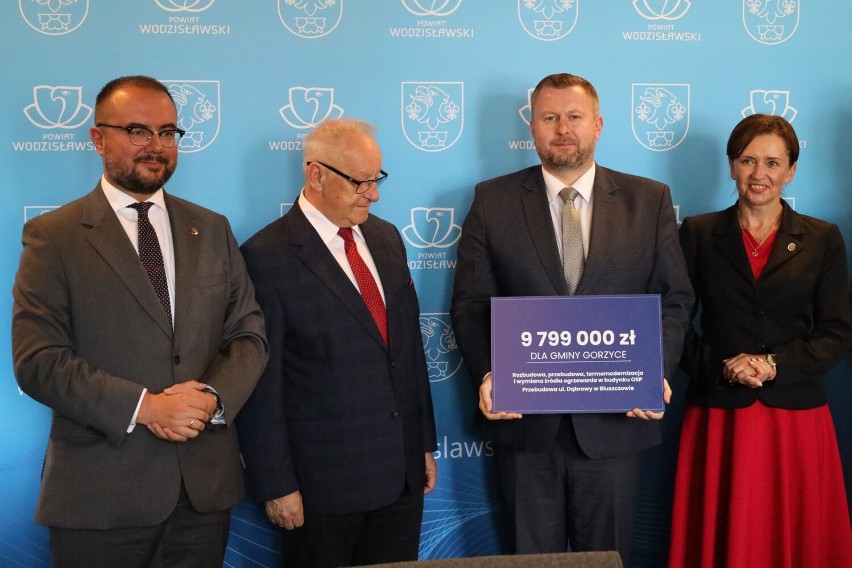 Ponad 112 mln złotych otrzymały gminy i miasta powiatu...