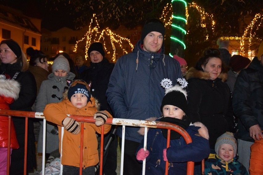 Inauguracja świątecznej iluminacji w Żaganiu 6 grudnia 2023...