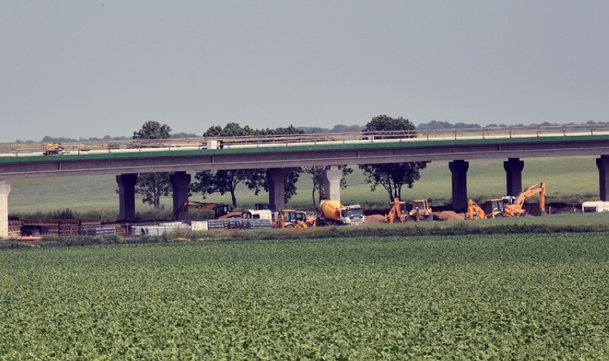 Budowa drogi ekspresowej S3 pod Jaworem.