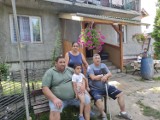 Pierwsze budynki na osiedlu romskim w Koszarach do rozbiórki. „Nie damy wyburzyć naszego domu” – protestują Romowie