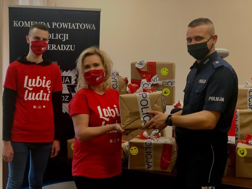 Szlachetna paczka pracowników Komendy Powiatowej Policji w...