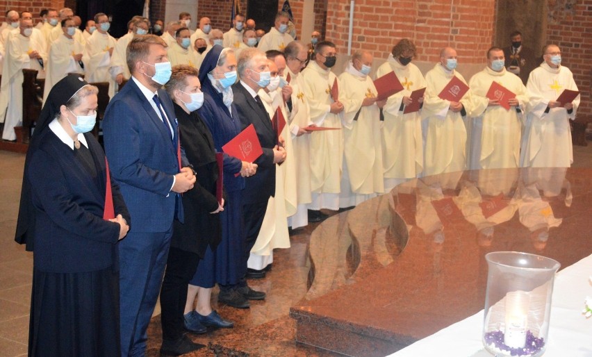 Biskup Andrzej Czaja wręczył dekrety członkom Diecezjalnego...