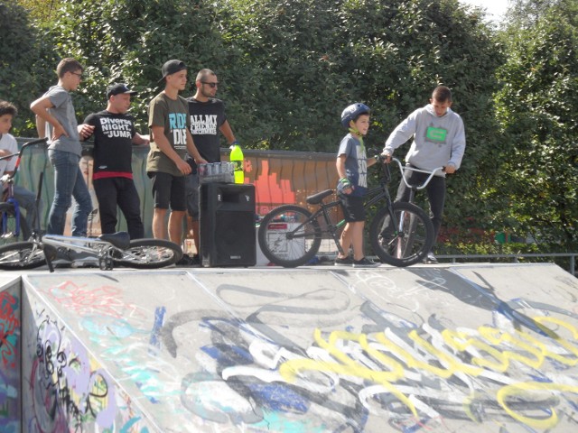 Extreme City Jaworzno. Zajęcia w skateparku w każdą środę