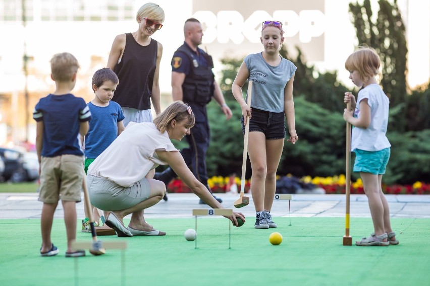 Puchar Polski w krokieta. Nietypowy sport w centrum Warszawy...