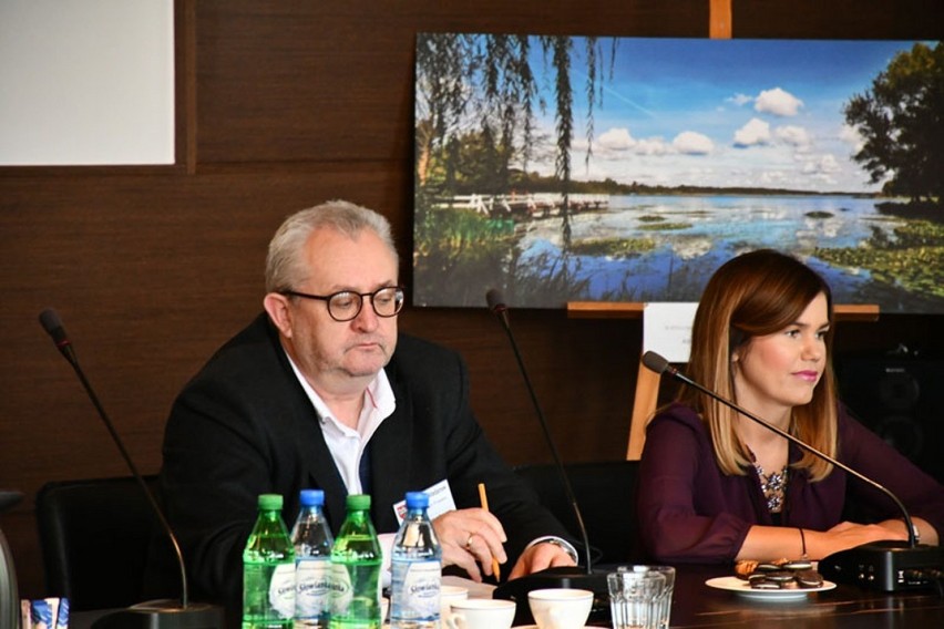 Wolsztyn: po posiedzeniu sztabu kryzysowego w związku z ASF trwa już przeszukiwanie lasów