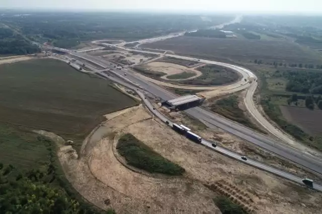 Budowa autostrady A1 od węzła Blachownia do węzła Częstochowa Północ. Zdjęcia z końca września 2019 r.