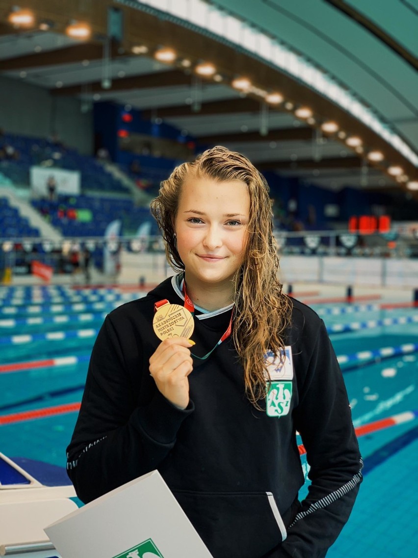Rzeszowianka ze złotym medalem w Akademickich Mistrzostwach Polski w Pływaniu. Pokonała ponad 350 zawodniczek!