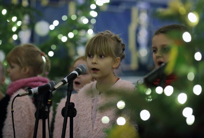 Kolędy i pastorałki u Panien Dominikanek w Piotrkowie