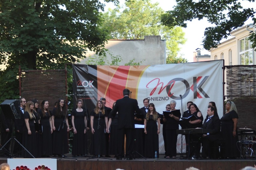 Dzień Matki z Toccoa Falls College Choir