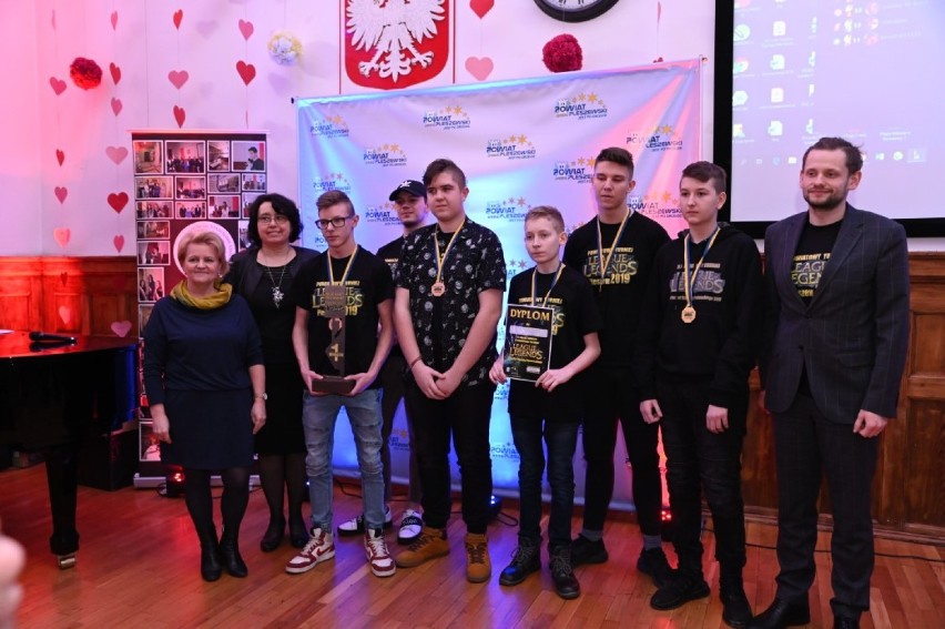 Kowalew mistrzem turnieju LEAGUE OF LEGENDS o Puchar Starosty Pleszewskiego       