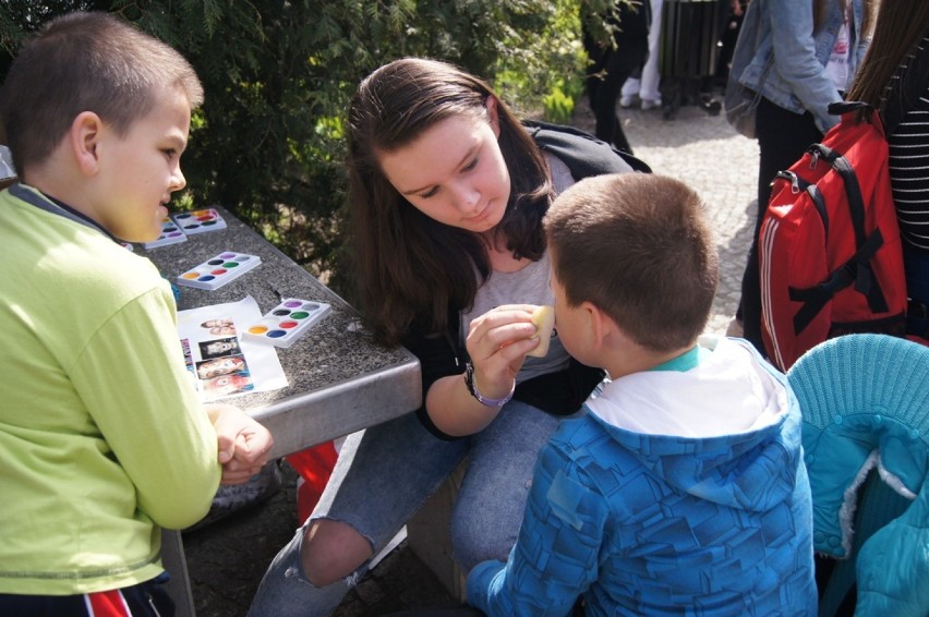 Roztańczona ulica z Extasą - piknik na placu 3 Maja w...