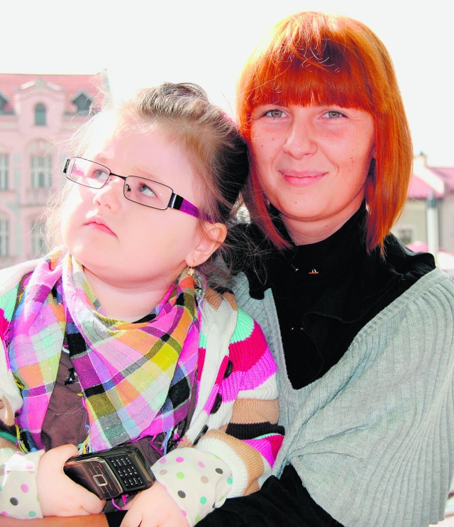 Agnieszka Chwastarz zbiera pieniądze na rehabilitację dla swej ukochanej córeczki