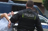 Bielsko-Biała: Kobieta i mężczyzna pobili i okradli 29-letniego bielszczanina na ul. Szarotki
