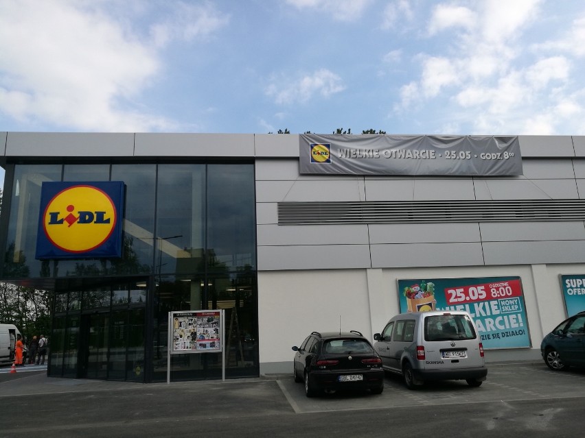 Nowy piętrowy Lidl w Katowicach Bogucicach gotowy. Otwarcie 25 maja