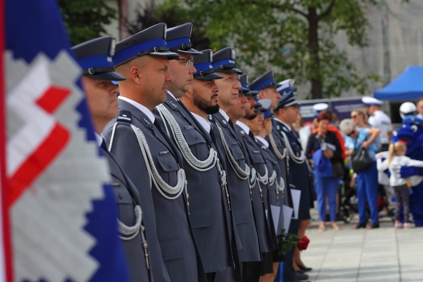 Święto policji na Rynku w Myślenicach