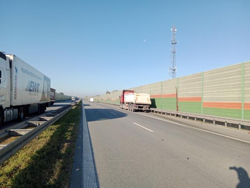 Wypadek na 329 km S8 w Piotrkowie