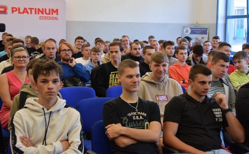 W Zespole Szkół Mechanicznych w Krośnie są uczniowie z pasją. Wygrywają ogólnopolskie konkursy [ZDJĘCIA]