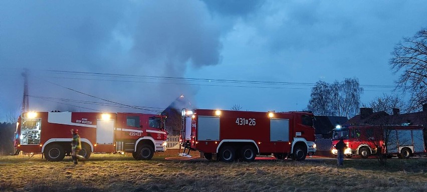 Pożar domu w Brodni Dolnej w gminie Buczek    