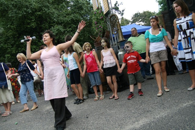 Podczas festiwalu można nauczyć się tańców żydowskich