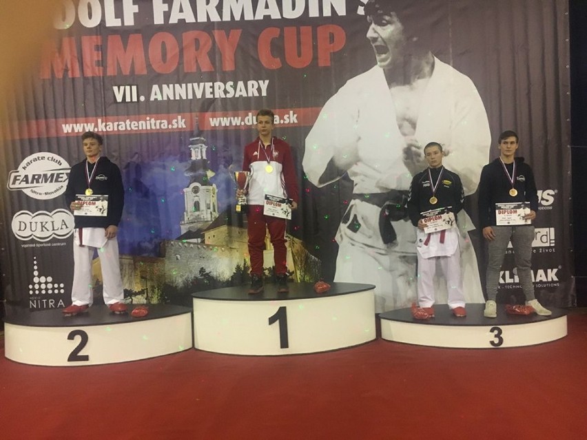 Dawid Sobkowiak wywalczył złoty medal na Międzynarodowym Turnieju Karate w Nitrze