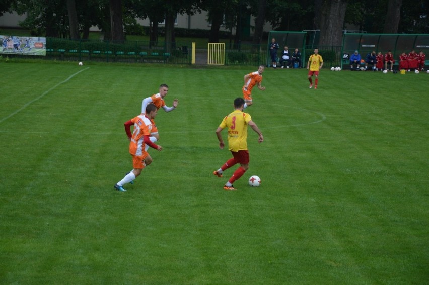 RKS Lechia - Znicz Pruszków 1-3. II-ligowcy lepsi w Paradyżu