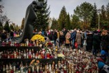 Władze Sopotu apelują do abp. Gądeckiego i premiera Morawieckiego ws. 1 listopada. "Trzeba zaostrzyć zasady bezpieczeństwa na cmentarzach"