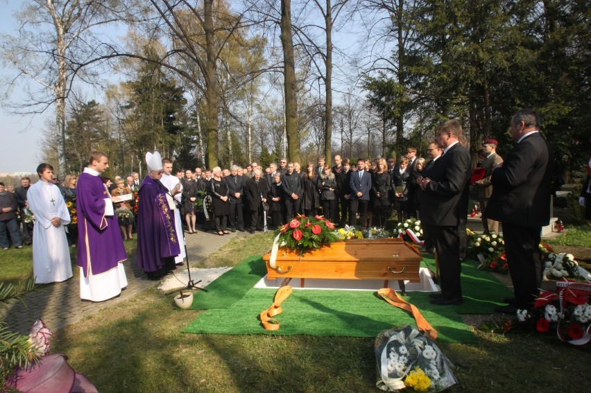 Pogrzeb Zbigniewa Pańczyka. Wybitny samorządowiec pośmiertnie uhonorowany