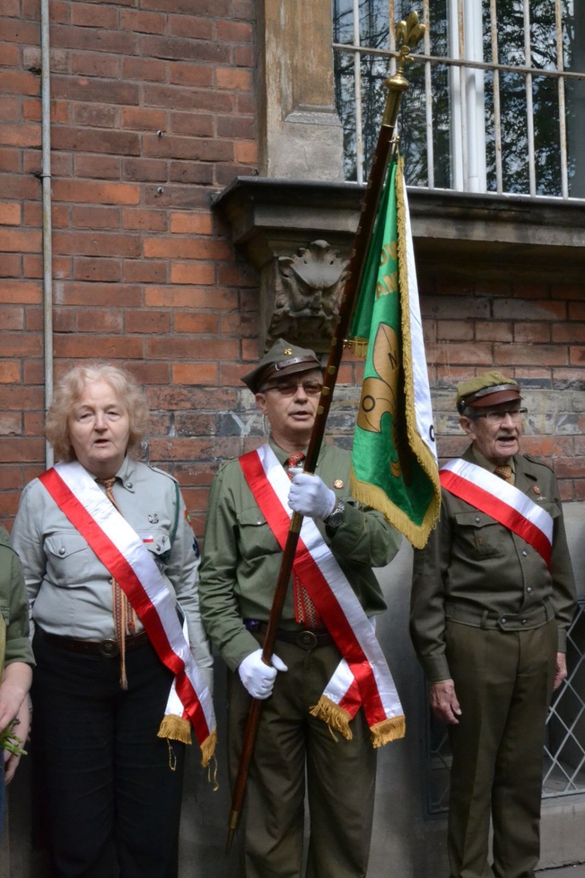 Poczet Sztandarowy Kręgu Seniorów ZHP Kraków.