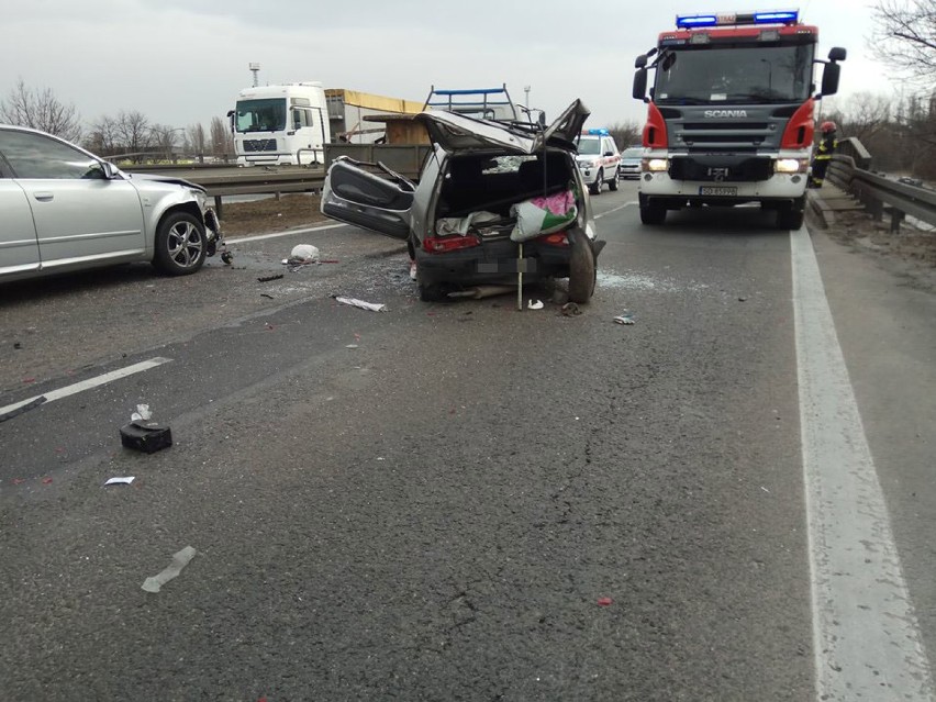 Wypadek w Dąbrowie Górniczej: na S1 zderzyły się cztery samochody [ZDJĘCIA]