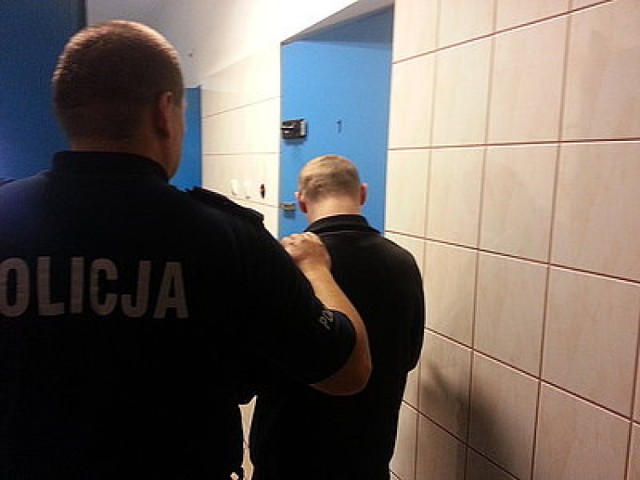 20-latek został zatrzymany 24 września w Dąbrowie Górniczej. ...