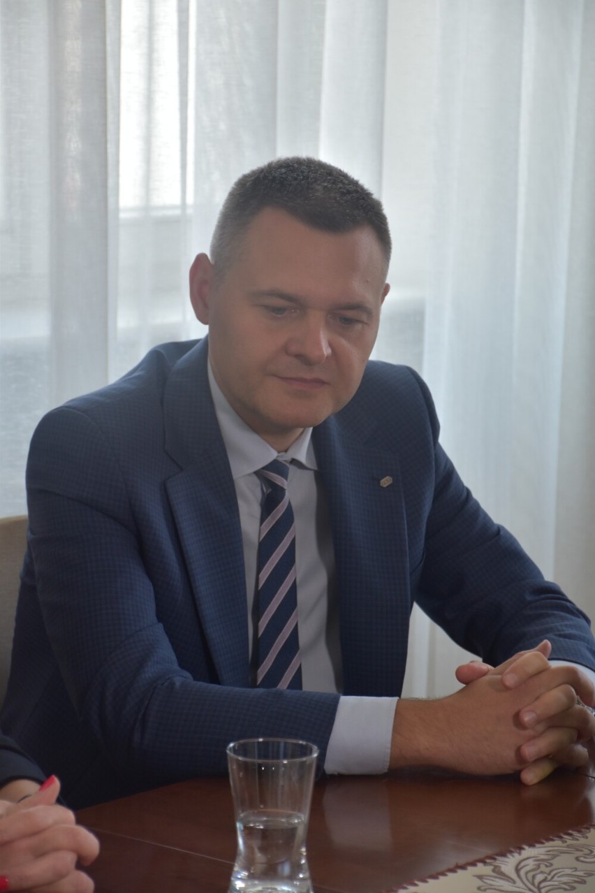 członek zarządu PKP Krzysztof Golubiewski