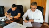 Powiat chodzieski podpisał umowę na remont dwóch dróg