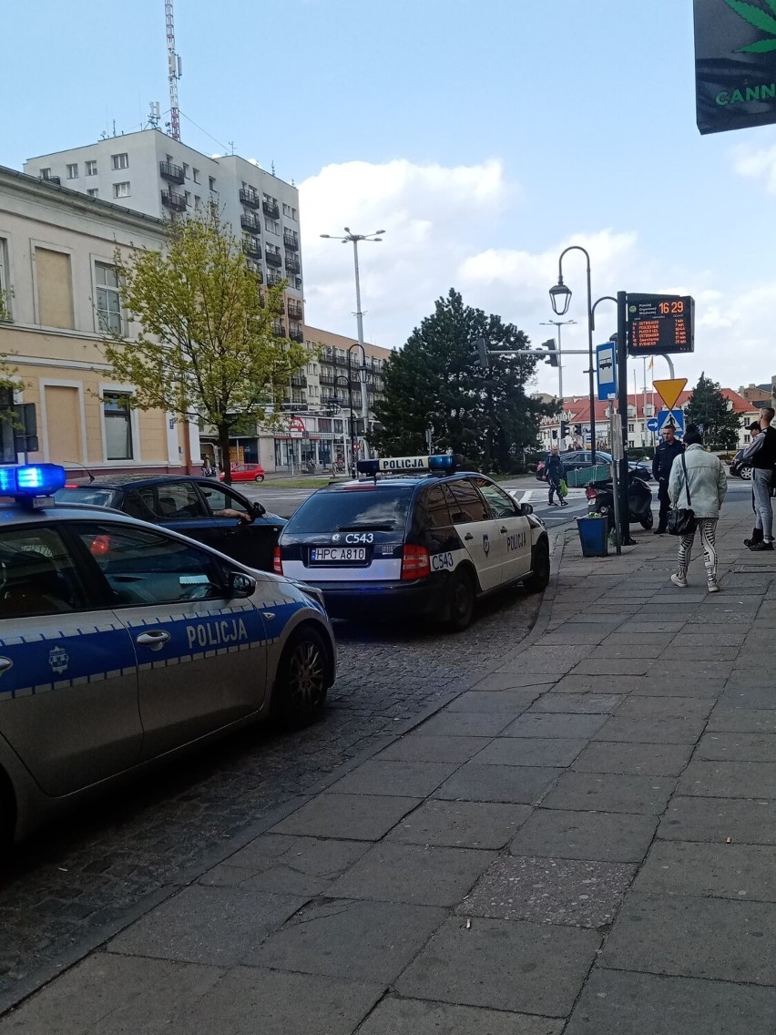 Akcja policji przy Placu Wolności we Włocławku