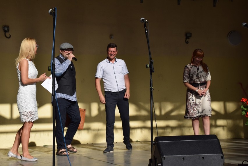 Biesiada z folklorem w Kłecku: tańce, śpiewy, warsztaty i wiele innych atrakcji [FOTO, VIDEO]