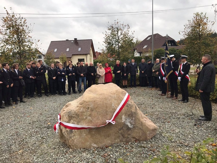 W Jankowie Gdańskim odsłonięto kamień upamiętniający powstanie szkoły Conradinum