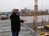 Budowa basenu w Radomsku od środka. Powstaje już pierwsze piętro [ZDJĘCIA]