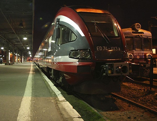 Na krawędzi buntu w pociągach Łódź - Warszawa