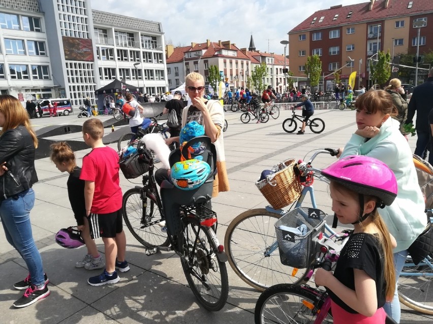 Rower Miejski wystartował. Piknik na Rynku Staromiejskim [ZDJĘCIA]