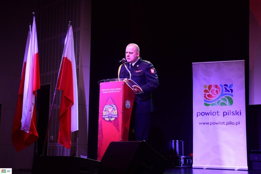 Jarosław Kołak nie jest już szefem strażaków z Piły. Właśnie pożegnał się ze służbą