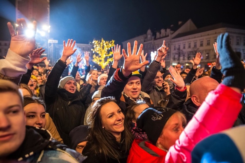 Zobacz, jak rok temu szaleliśmy na Sylwestrze w Krakowie