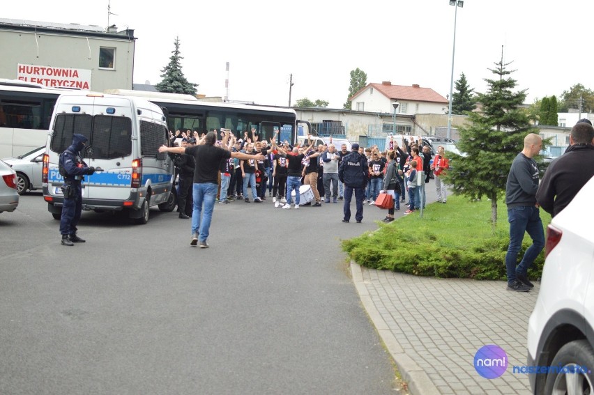 Kibice z Bydgoszczy na derbach we Włocławku