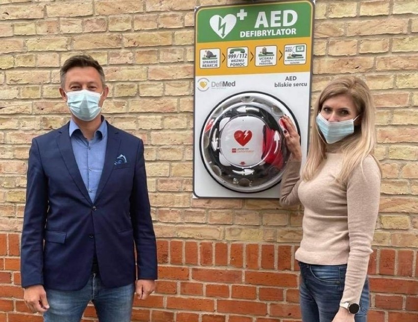 Gmina Deszczno kupiła sześć nowoczesnych defibrylatorów,...