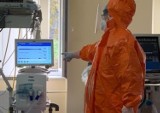 Koronawirus. Medycy Szpitala Powiatowego w Oświęcimiu sami złożyli wysokospecjalistyczny sprzęt potrzebny na oddziale covidowym [ZDJĘCIA]