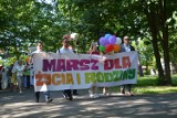 Marsz dla Życia i Rodziny. Rodziny z dziećmi przeszły ulicami Ostrowa Wielkopolskiego